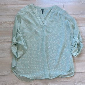 Women’s mid sleeve blouse